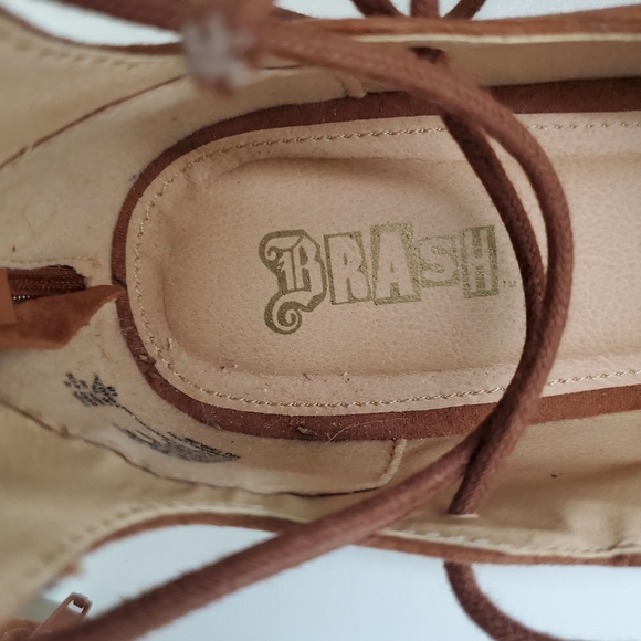 Womens  BRASH  Brown Strappy  Sandals Size 9 - Picture 4 of 4